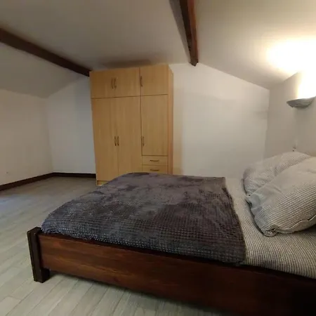 Petite Maison De Village *